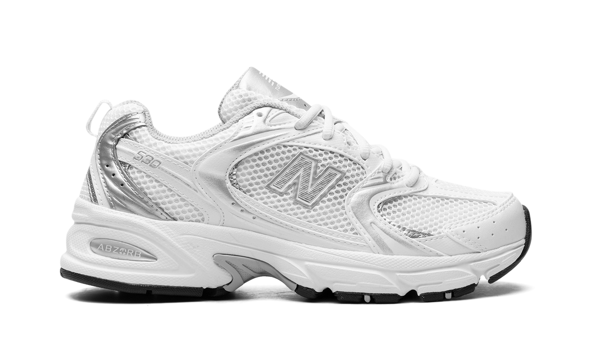 530 White / Silver MR530EMA
