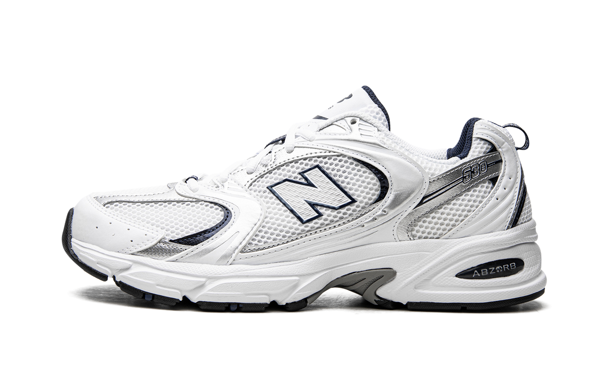 530 WHITE/SILVER/NAVY MR530SG